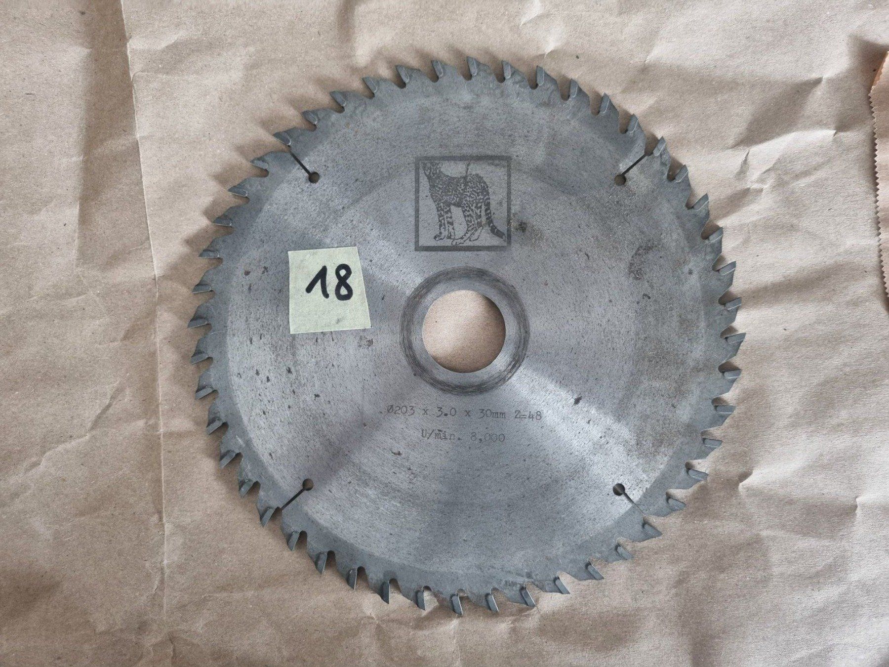 Seghe: Sägeblatt 203x3.0x30 – Usato da Buchs AG venduto da schnoderhong