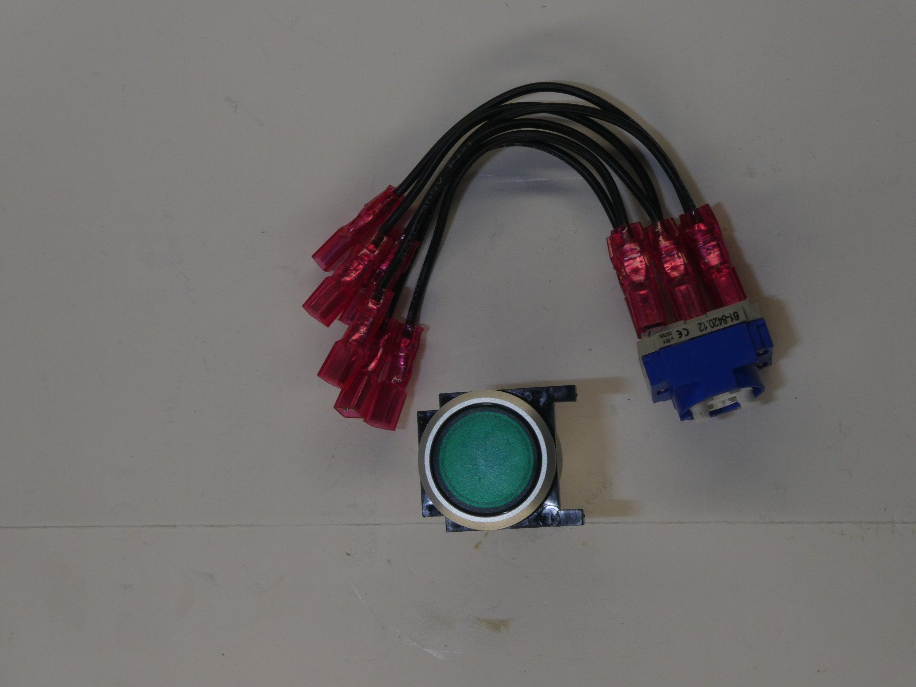 Elektronikbauteile: Einbauleuchttaster von EAO – Gebraucht aus Fulenbach von Hach0