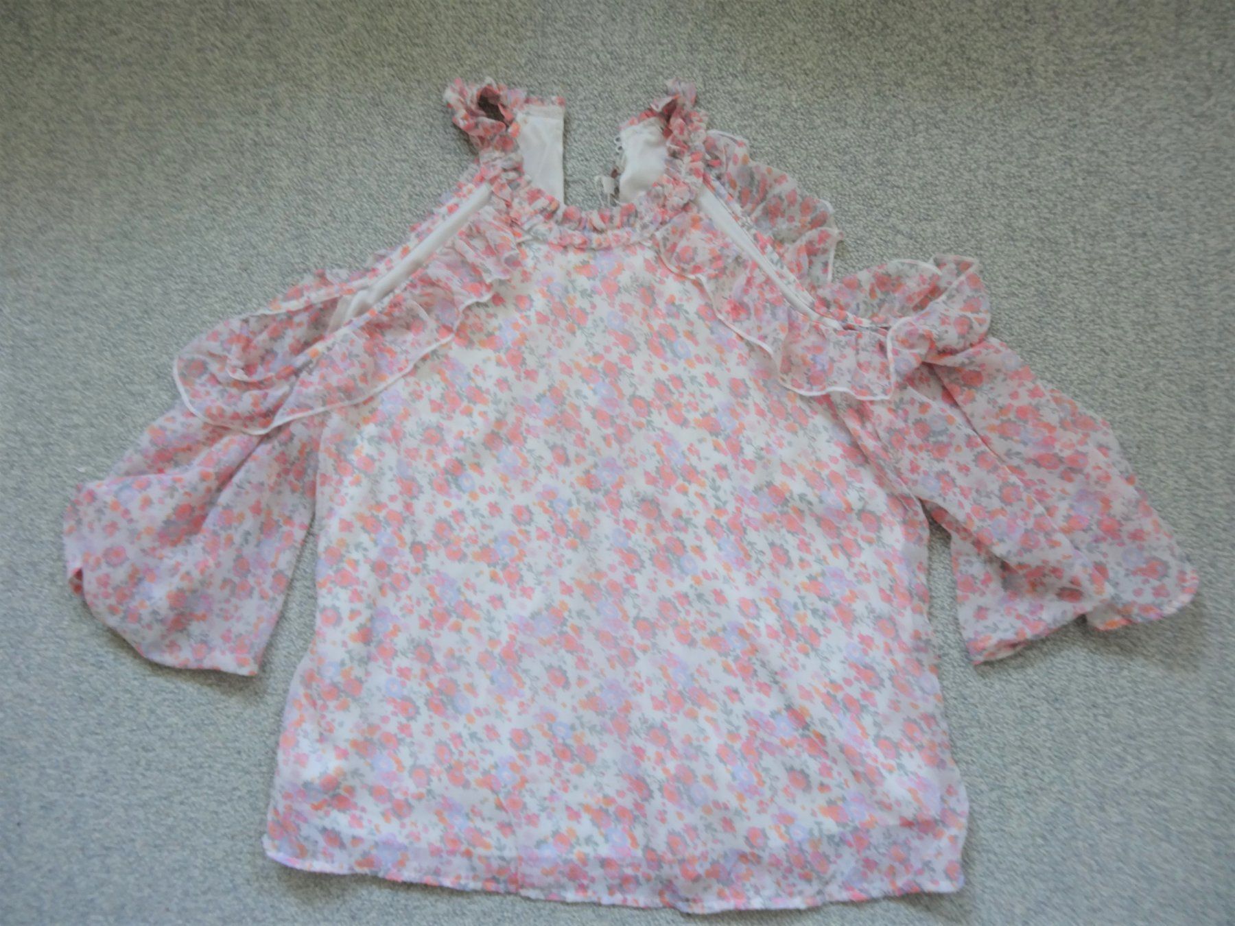 C&A Camicette: Bluse Gr 36 Fabrikneu – Nuovo e nell'imballaggio originale da Kleindöttingen venduto da nev_tn7c