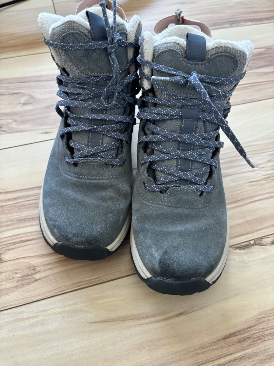 Scarpe per ragazze: Winterschuh, Schnürboots, Gr. 37 – Usato da Büsserach venduto da Zimtstaernli19 1