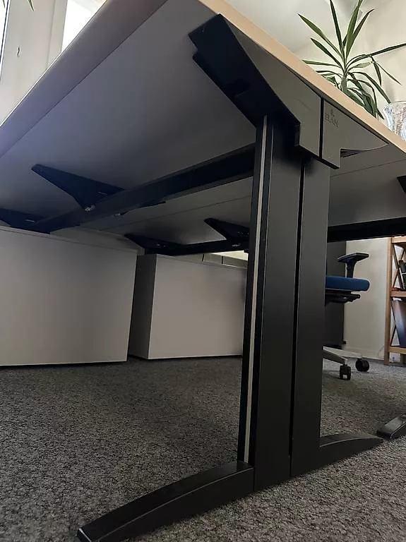 Scrivanie: Large Office desk – Nuovo (secondo la descrizione) da Wettingen venduto da Violete01 1