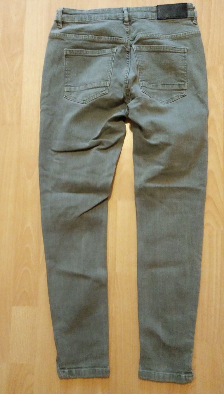 Pantalons: Damenhose Größe S – D'occasion à Chur par Rodanisa 3