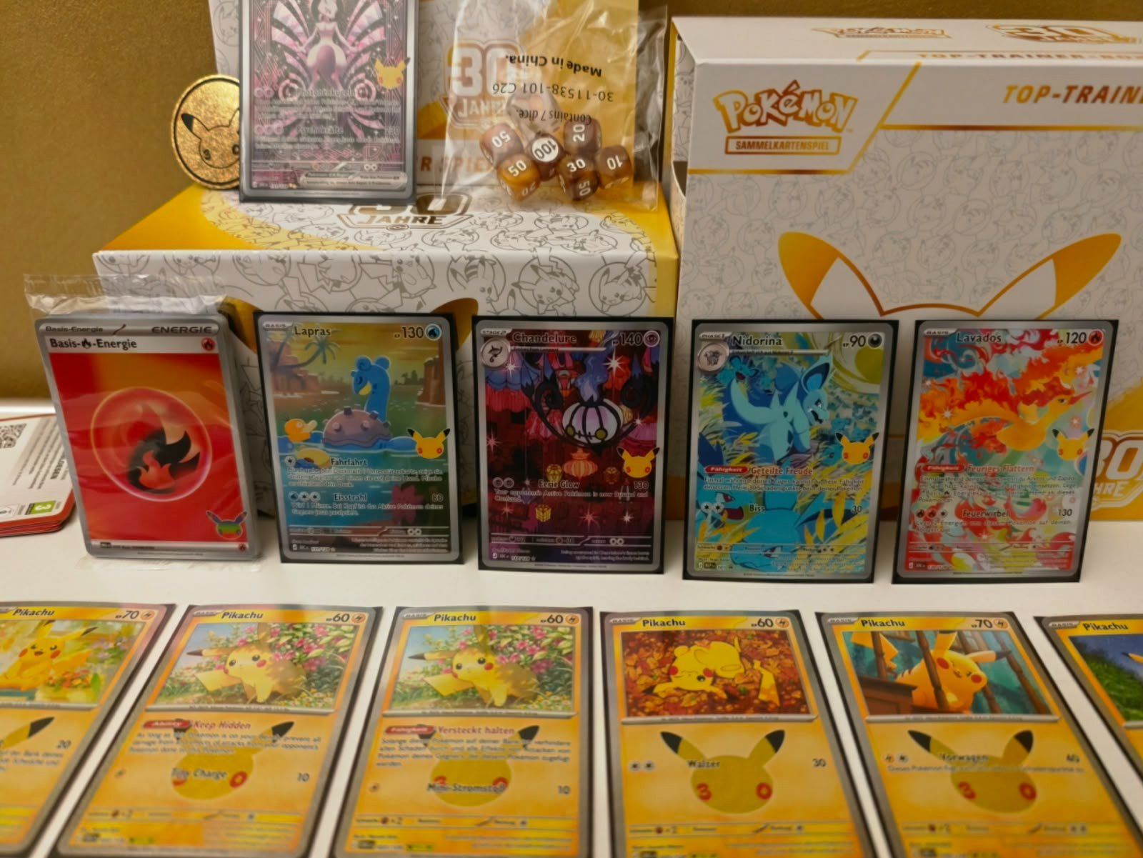 Pokémon Carte collezionabili: Pokemon 30 Jahre Jubilaeum pulls – Nuovo (secondo la descrizione) da Davos Platz venduto da bongo007 2