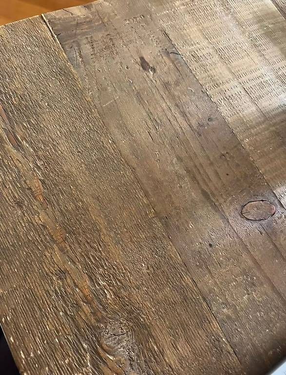 Tische: Table à manger style indus, plateau en pin recyclé – Gebraucht aus Lausanne von donegal333 1
