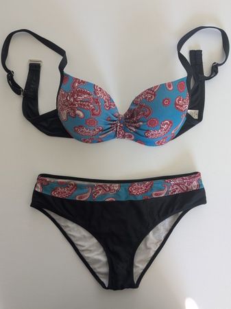 Schönes Bikini Damen von Pick Pink, Grösse EU44