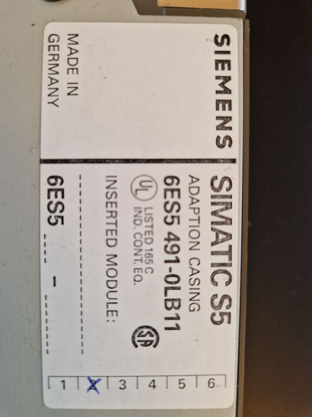 Siemens Elektronikbauteile: SIEMENS SIMATIC S5 ADAPTION CASING 6ES5 491-0LB11 – Gebraucht aus Bassersdorf von Baerwid 1