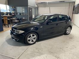 BMW 118d Sport Edition AB MFK 4.5 Liter auf 100 km Euro5/B5a