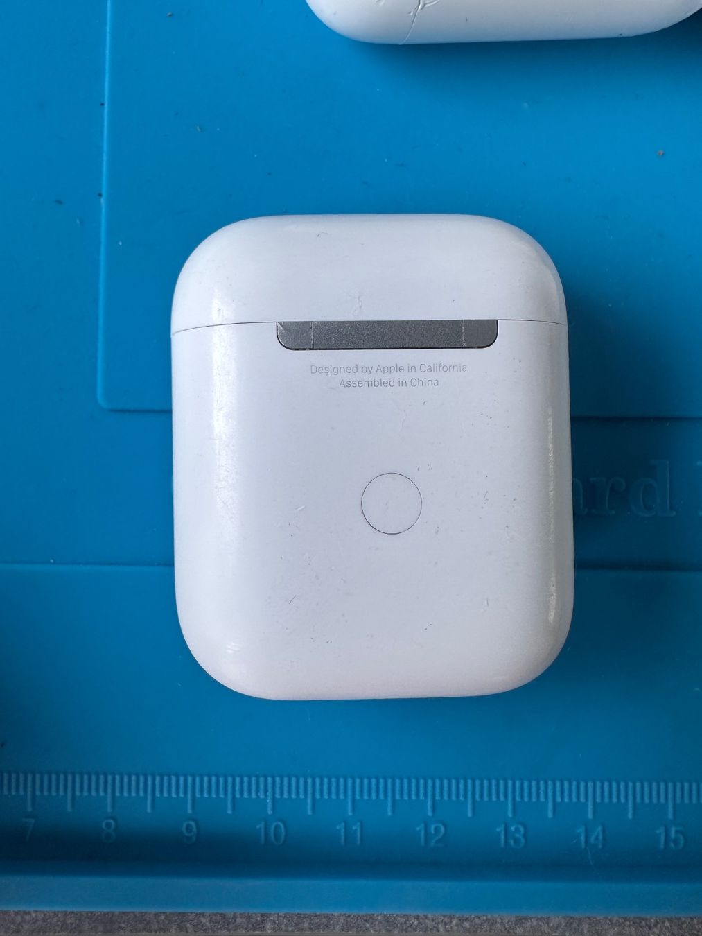 Apple Cuffie: AirPods - Écouteurs sans fil Apple – Usato da Le Lignon venduto da fab_w9jj 2