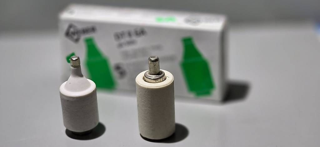 Alimentazione elettrica: Fusibles – Usato da Grandcour venduto da Yox 1