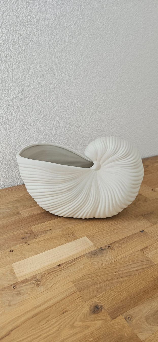 Ferm living Vasi & Recipienti: Ferm living - Shell Vase – Nuovo e nell'imballaggio originale da Urtenen-Schönbühl venduto da sas_gl8q 1