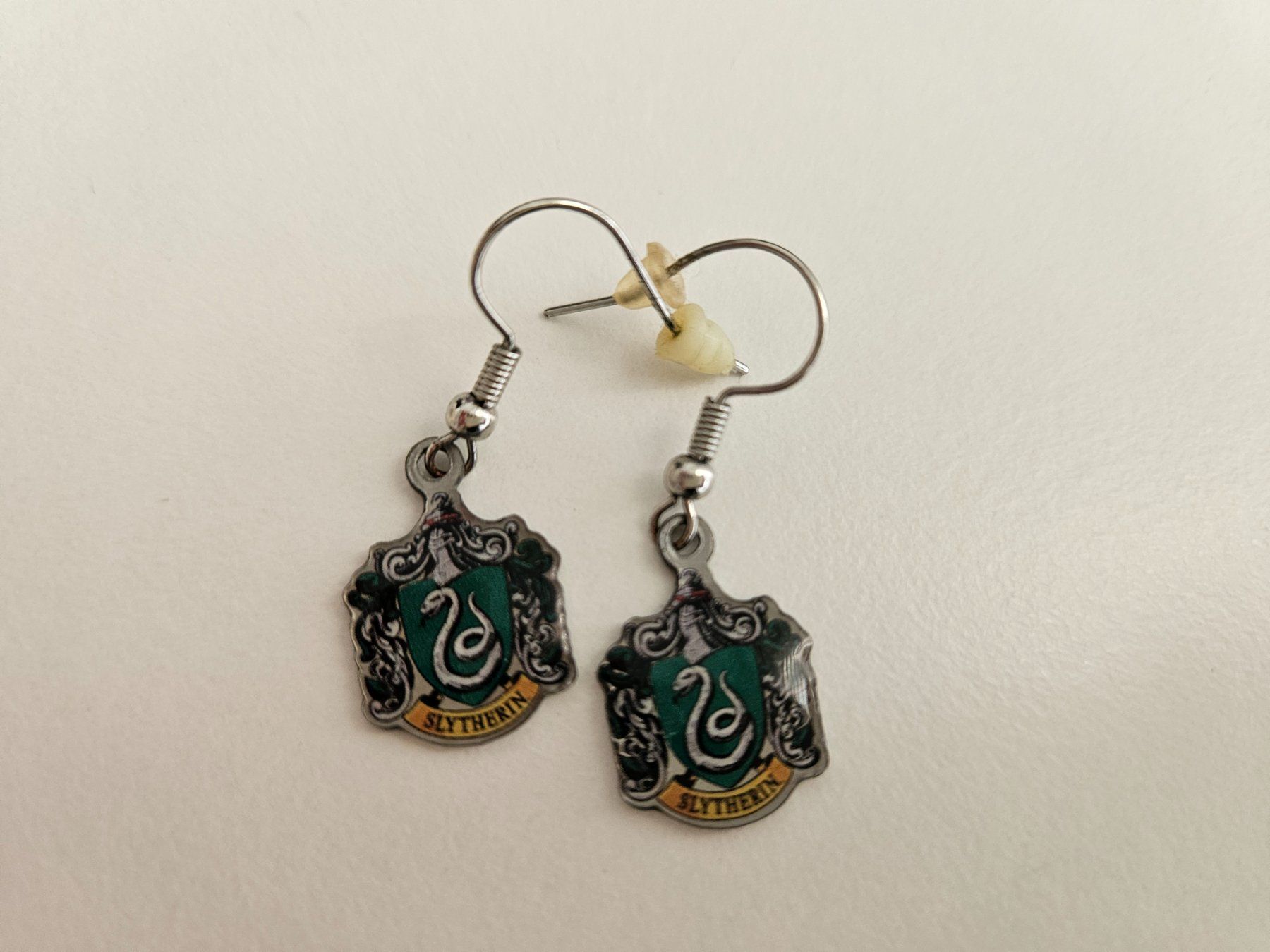 Orecchini pendenti & Orecchini a lobo: Harry Potter Ohrringe Slitherin – Usato da Wettswil venduto da Tinman01