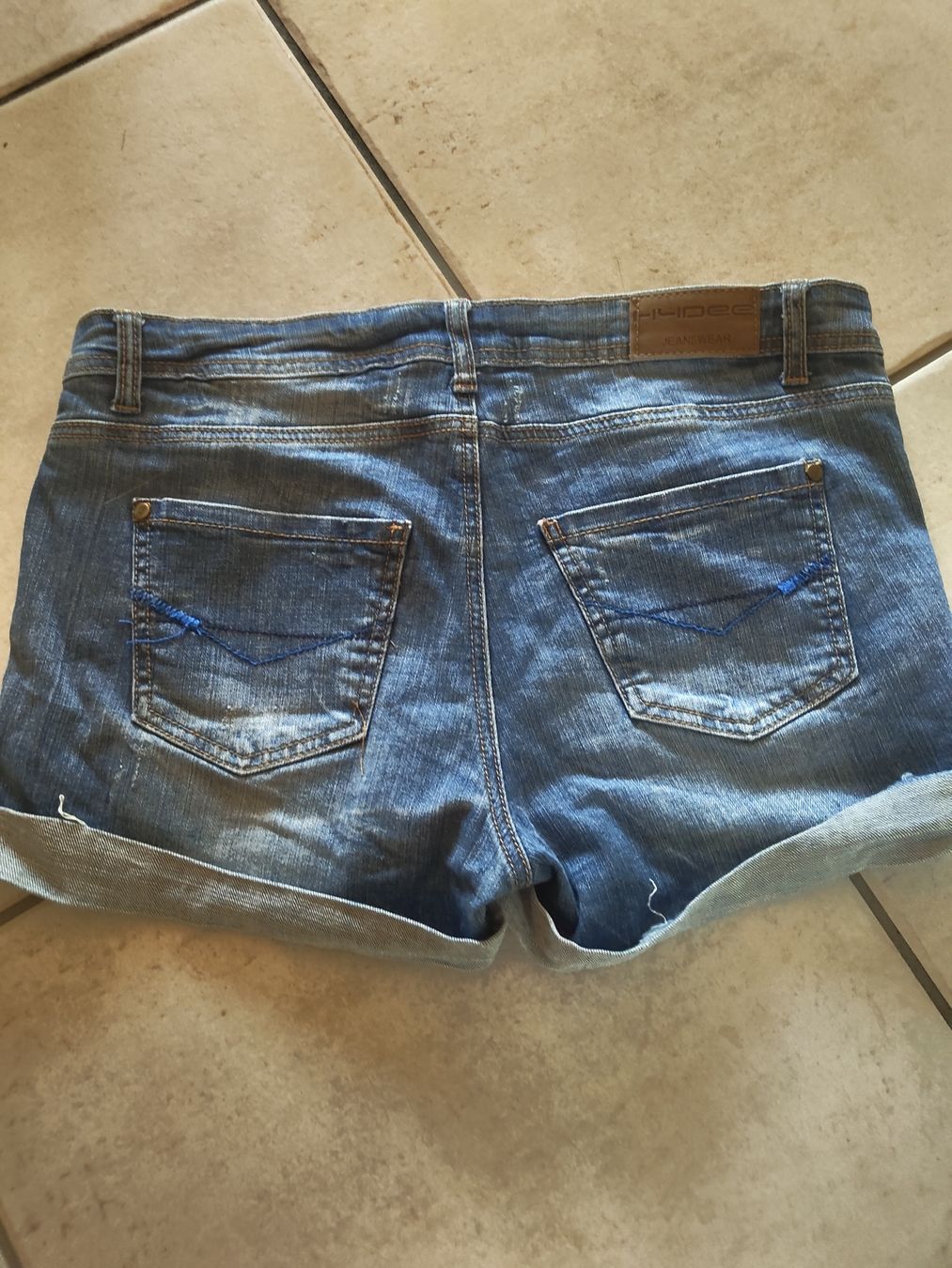Jeans: Jeansshorts Damen Grösse 40 Marke Hydee – Gebraucht aus Schänis von Second_Life_ 3