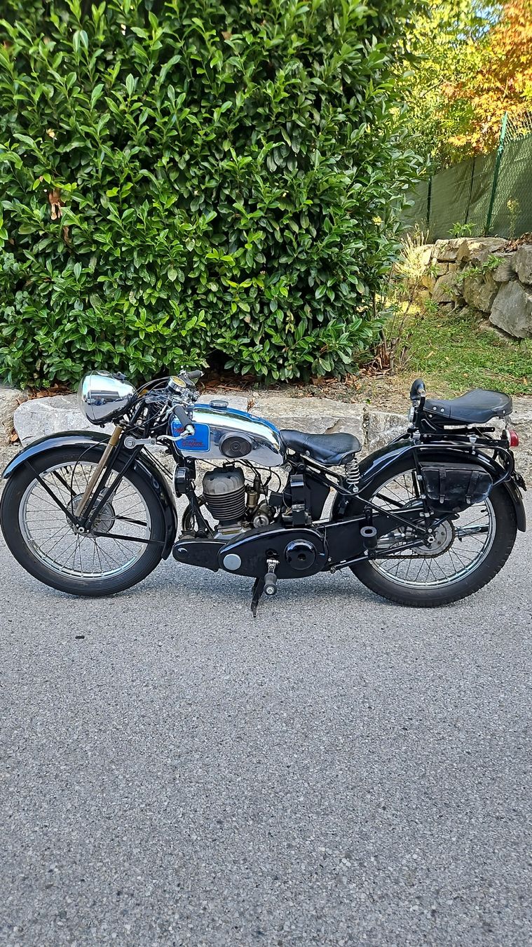 Sonstige: Moto Oldtimer Monet Goyon PL4 – Gebraucht aus Bramois von Jonv9