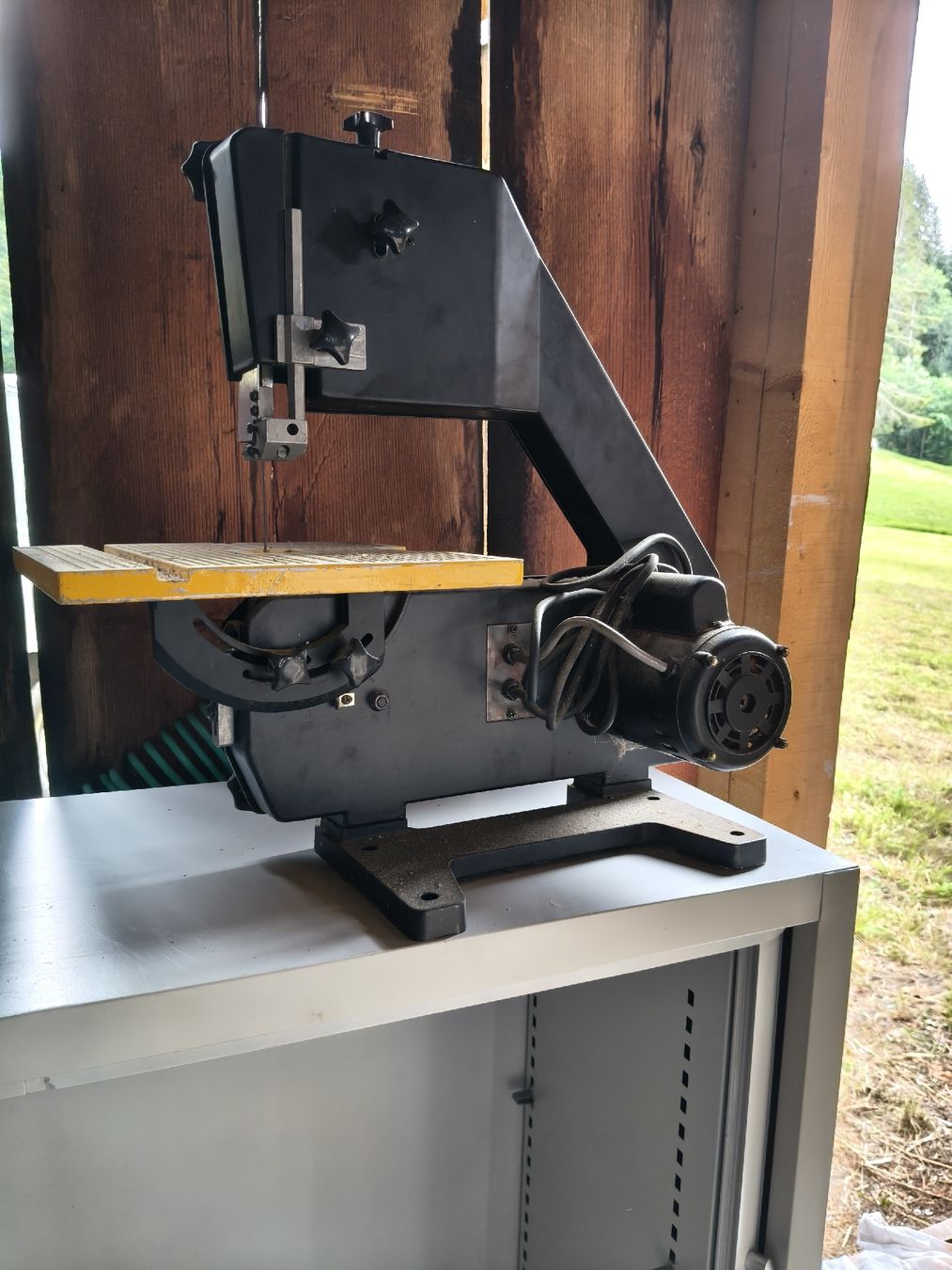 Toutes les machines: kleine Bandsäge – D'occasion à Lauenen b. Gstaad par pet_2nc7