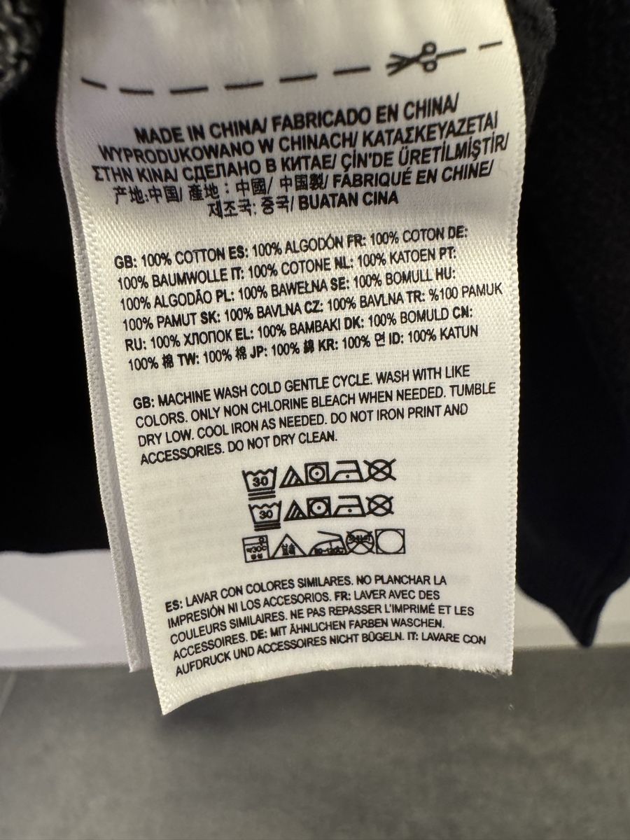 Maglioni & Felpe: Vans Pullover mit OnePiece Motiv – Usato da Biberist venduto da etesummer 5
