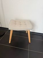 Hübscher kleiner Hocker