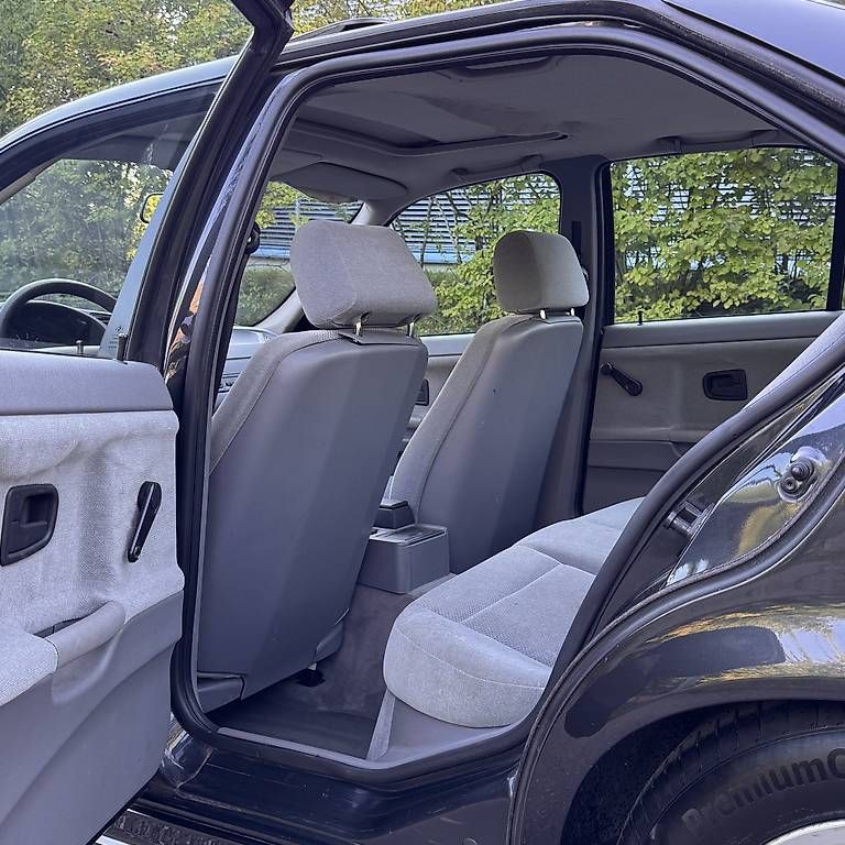 BMW Autos: BMW 318i e36 Limo – Gebraucht aus Wetzikon ZH von Classic_Bimmer 7