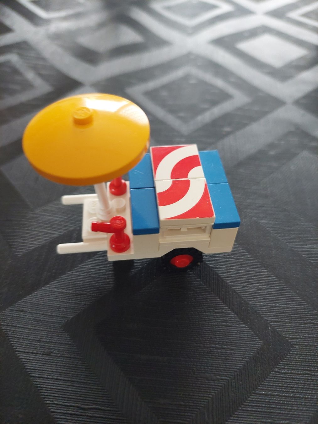 Lego Spielzeuge: Lego Eiswagen von 1985 – Gebraucht aus Zetzwil von sti_x9xf 3