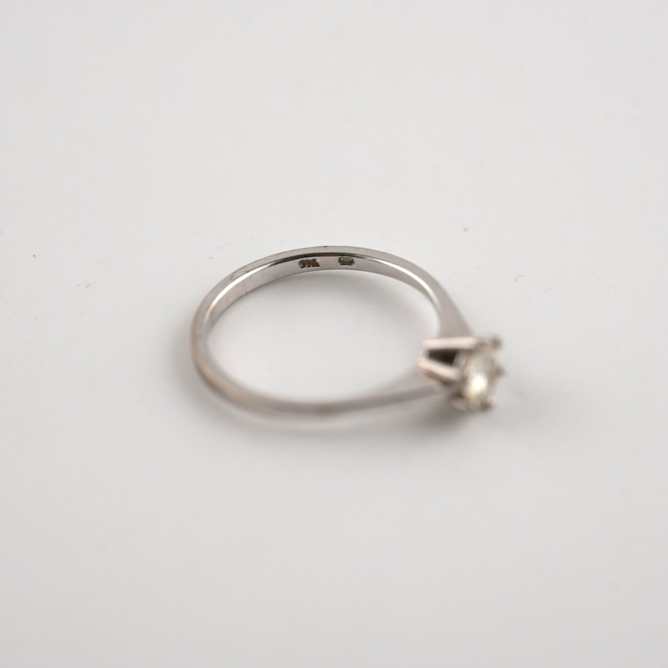 Anelli: Solitärring Weissgold 18K – Usato da Basel venduto da Vip24 5