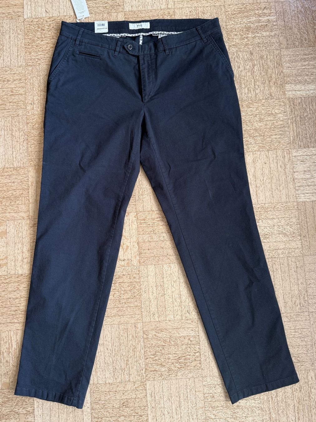 Brax Pantaloni: 3 Hosen von Brax neu – Nuovo e nell'imballaggio originale da Zürich venduto da bluebirdmon 8