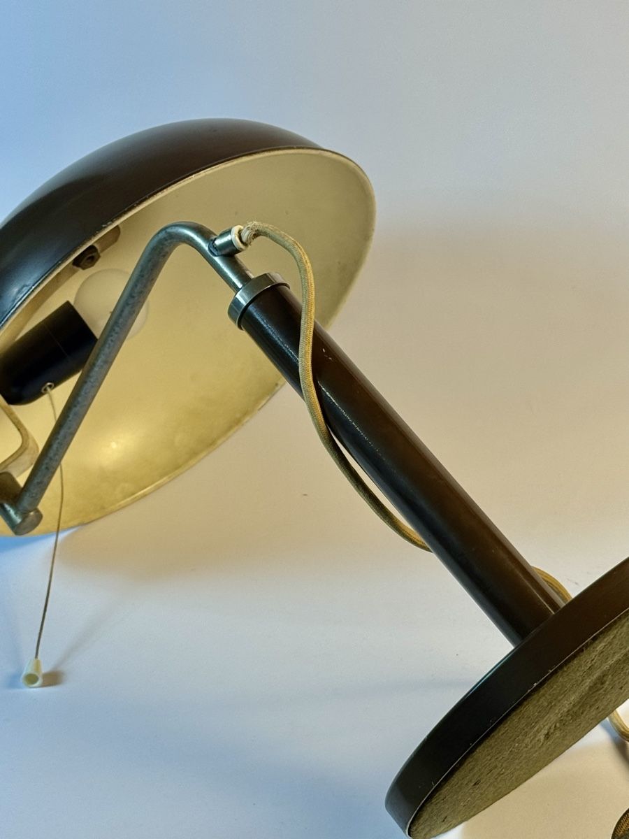 Amba Lampade: Lampe "Quick 1500" de Alfred Muller par Amba – Usato da Genève venduto da GenevasWunderkammer 5