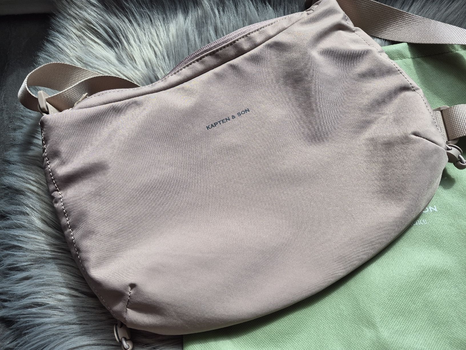 Kapten & Son Sacs femmes: Kapten & Son, Skara Small Muted Rose – D'occasion à Altdorf SH par MR2509