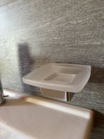 Seifenschale, Zahnglas, WC-Rollenhalter