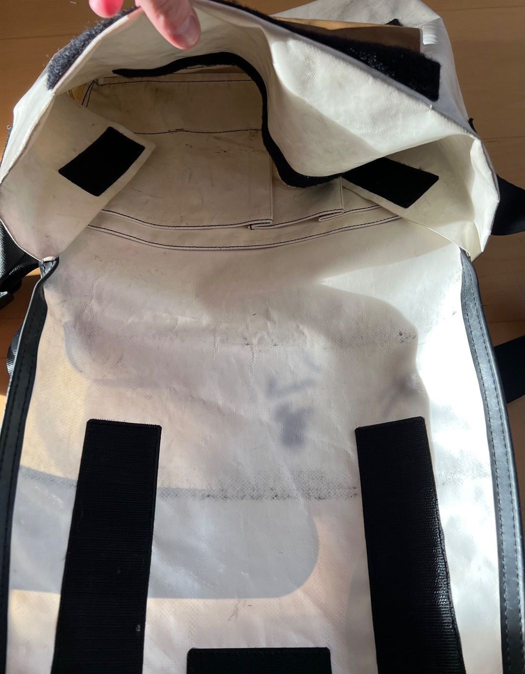 Freitag Borse: Freitag Tasche Weiss – Usato da Cham venduto da Tibner 2