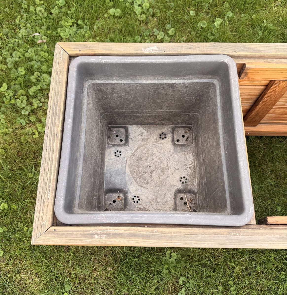 Blumentöpfe: 2x Pflanzbehälter Garten Balkon – Gebraucht aus Strengelbach von Dory 1