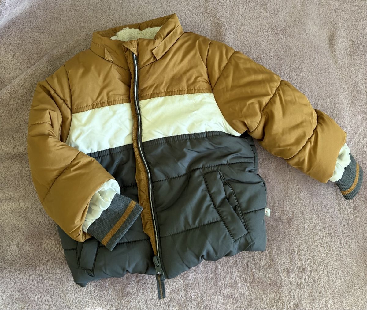 Jacken & Mäntel: Winterjacke mit Kapuze, Grösse 74 – Gebraucht aus Dagmersellen von RamonaJohann