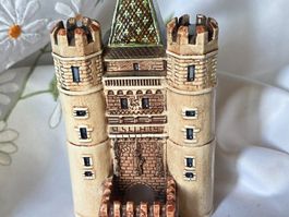 Spalentor -Basel Miniatur Keramik siehe Foto