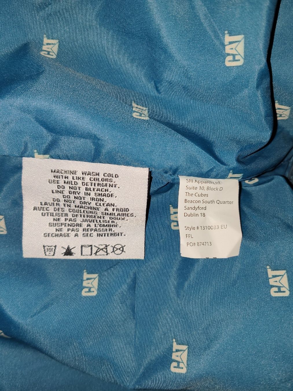Giacche: Caterpillar (CAT) Damenjacke XS wasserabweisend mit Kapuze – Usato da Rothrist venduto da SiddharthaMoon 8