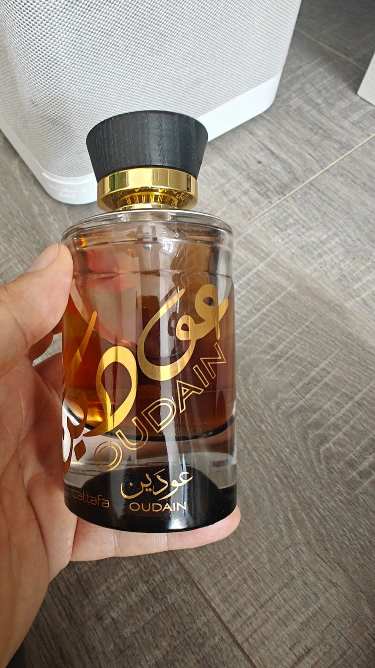 Lattafa Profumi & Eau de Toilette: Lattafa Oudain EDP decants 3ml or 5ml – Usato da Vevey venduto da dal_2m29