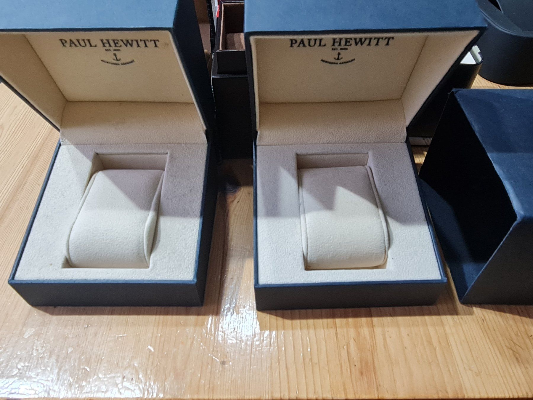 Scatole porta orologi: Uhrenboxen Lot – Usato da Winterthur venduto da Hai6 4