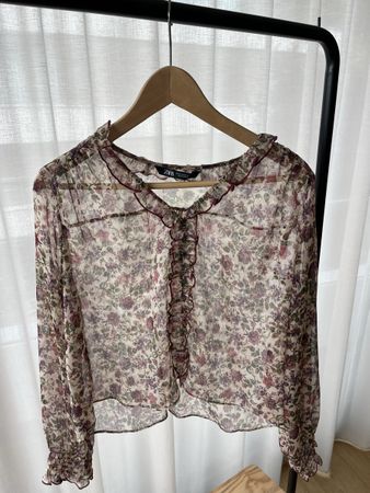 Sommerliche Zara Bluse, Blumenmuster, Gr. M