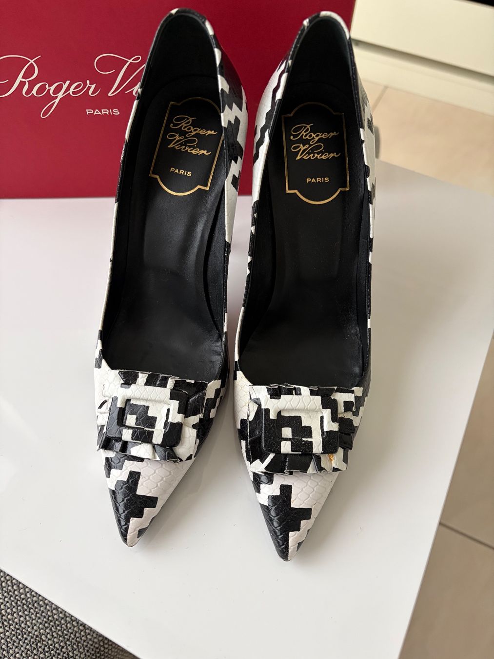 Scarpe da donna: Roger Vivier Pumps houndstooth 37 – Usato da Fehraltorf venduto da freeform2020 1