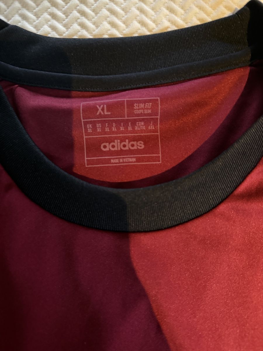 Adidas Canottiere & Pantaloni: Original Belgium Home Shirt 2024 – Nuovo (secondo la descrizione) da Aarberg venduto da marcoo237 1