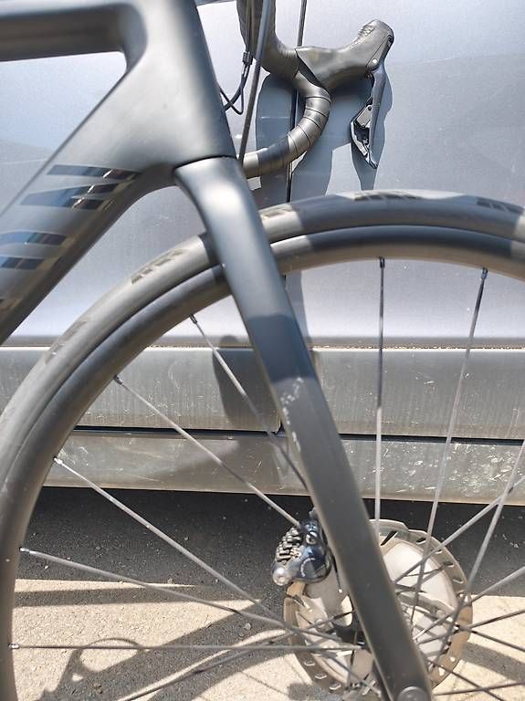 Canyon Biciclette: Votre Endurace CF SL Disc 8.0 Di2 – Usato da Geneve venduto da pierre_bedos 3
