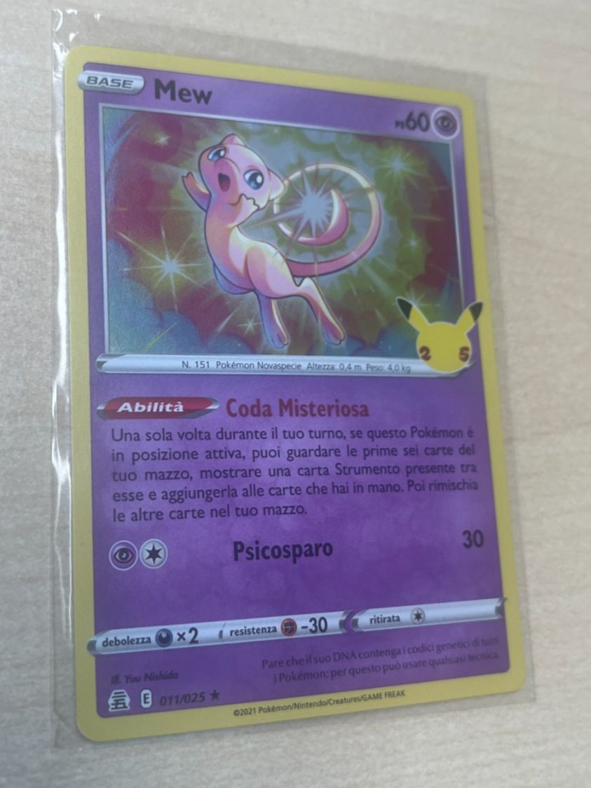 Pokémon Carte collezionabili: Mew (011) Celebraiton – Nuovo (secondo la descrizione) da St. Niklaus VS venduto da tru_vj5x