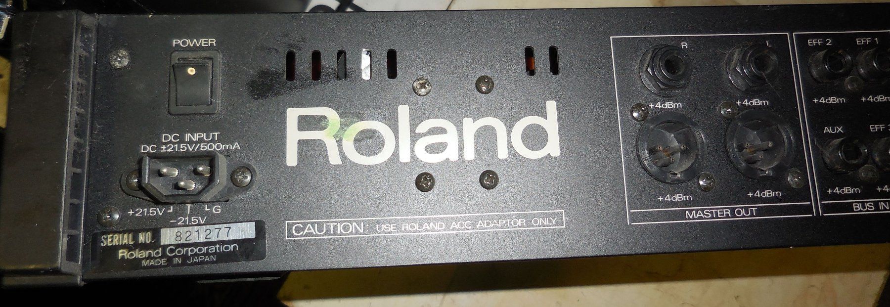 Roland Console di mixaggio: Roland M-240 Line-Mixer – Usato da Männedorf venduto da livesteam 3