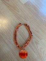 Joli collier fantaisie orange