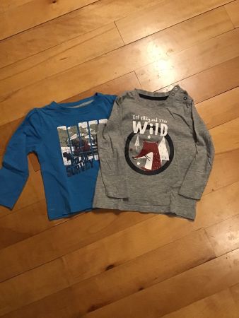 Pulli 2x Gr. 86/92...