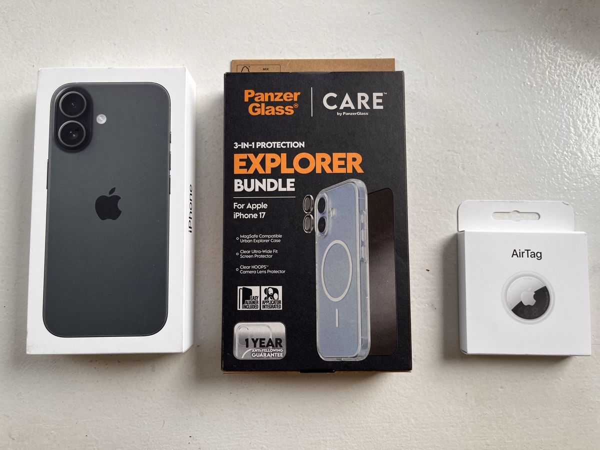 Apple Telefoni cellulari / Smartphones: iPhone 17, Black, 256 GB,PanzerGlass Explorer Bundle, AirTag – Nuovo e nell'imballaggio originale da Spreitenbach venduto da Xposer