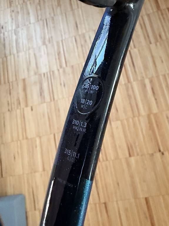 Head Schläger: Head Gravity Pro 2025 – Gebraucht aus Luzern von inf_y9fp 2
