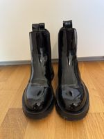 Chelsea Boots Lackschwarz  