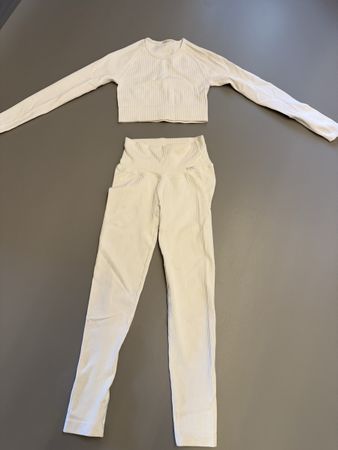 aim‘n Leggings und Crop Top weiss XS NEUWERTIG 