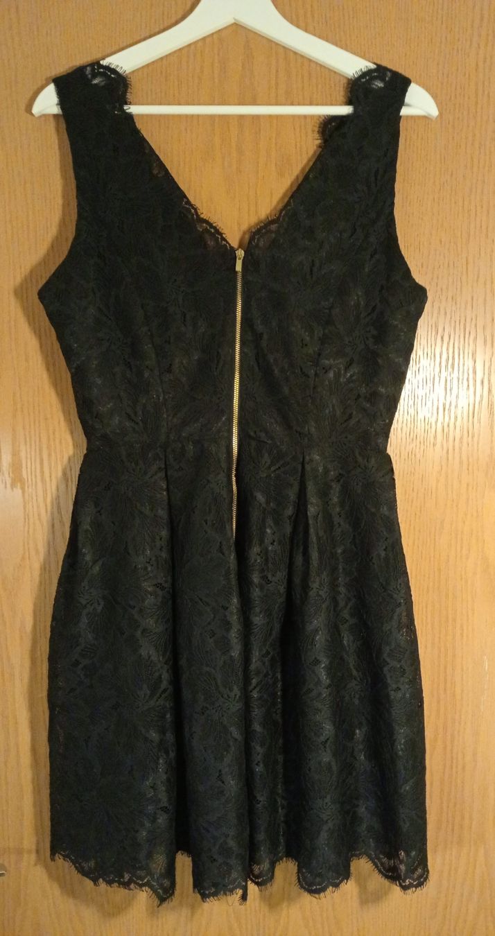 H&M Vestiti: H&M Elegantes, schwarzes Spitzenkleid 38 EU – Usato da Allschwil venduto da Evgeniia78 2