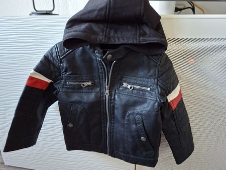 Kinderjacke Kunstleder Kapuze Schwarz Grösse 104