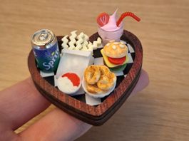 Handmade Diner Set, Milchshake, Burger, Pommes, Zwiebelringe