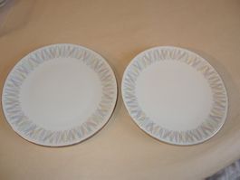 2 Teller Dessertteller Winterlilng Porzelllan mit Spitzoval